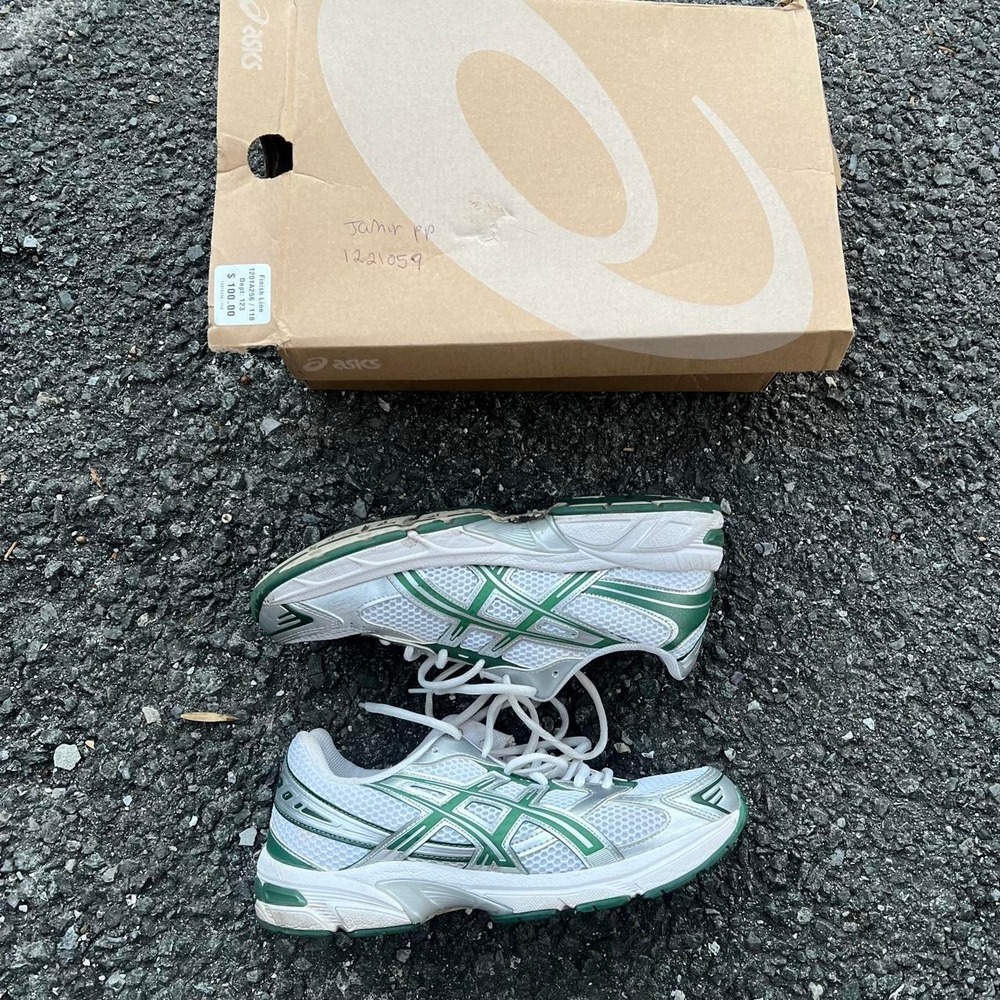 ASICS Gel-1130 Green & Silver Trainers size 10